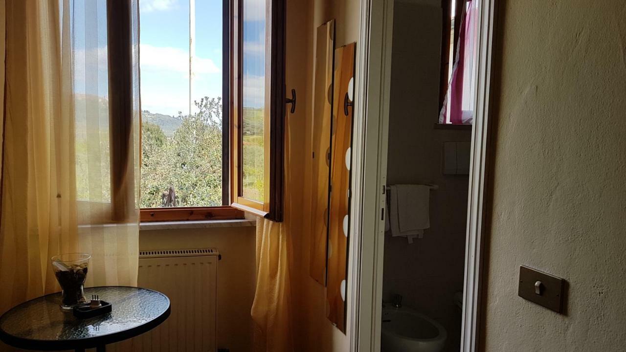 Valle Degli Etruschi B&B Grilli Exterior foto